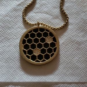 Vivi/Cookie Lee Honeycomb necklace
